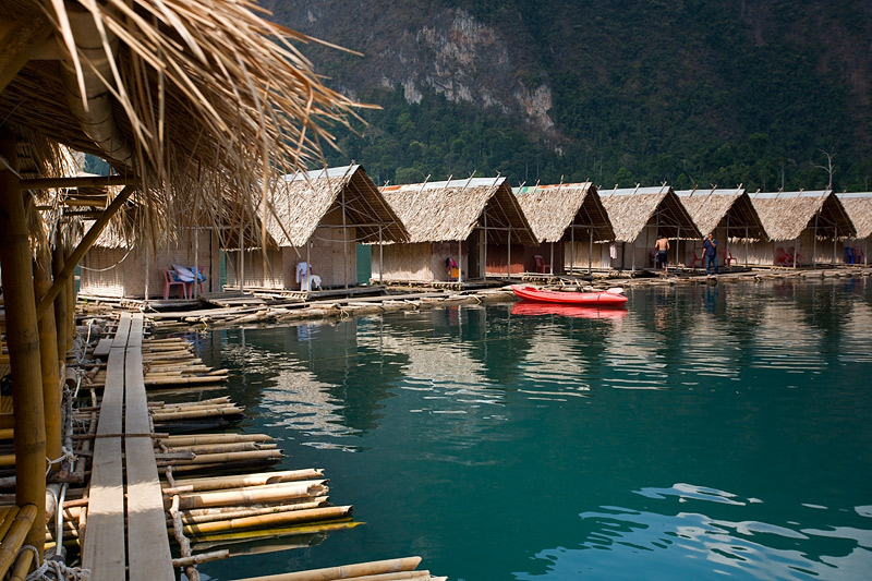 Chieow Laan Lake: Floating Rafthouses