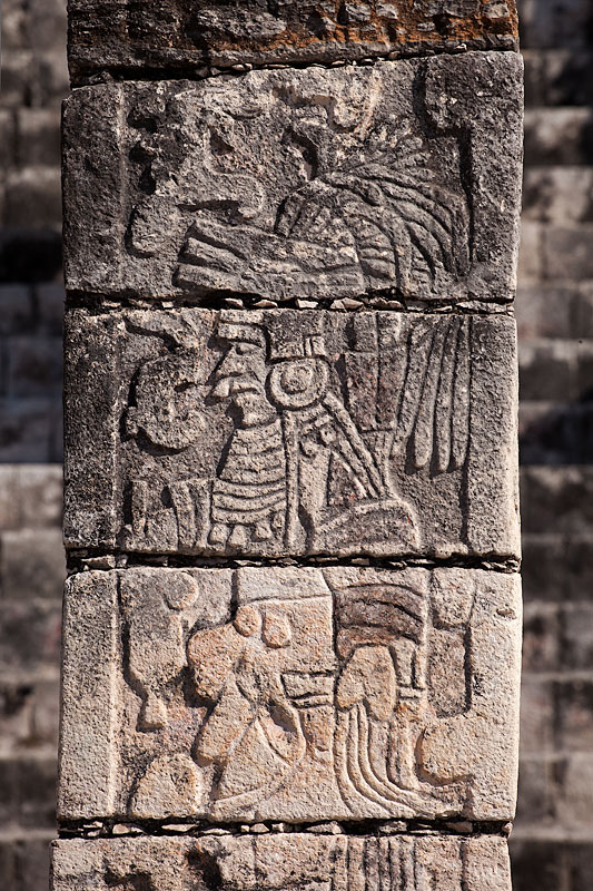 Temple of a Thousand Warriors: Carvings