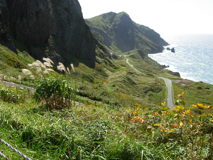 The youth hostel is located on the remote southwestern shore.