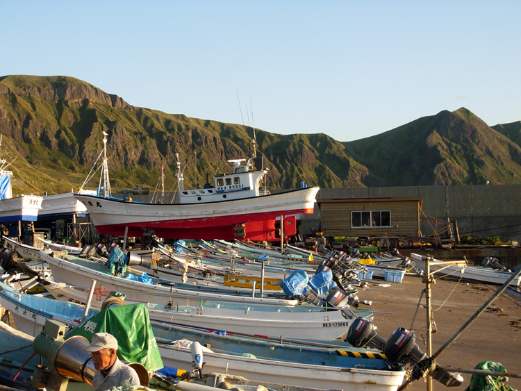 Most of the young people have abandoned fishing for city life.