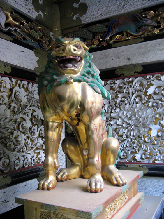 Toshigu Shrines in detail.