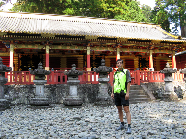 This was our first experience at a popular shrine visited by many.