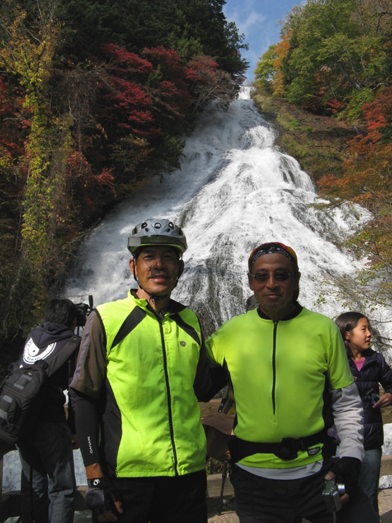 Wow, what at sight! The water drops 166 ft.
