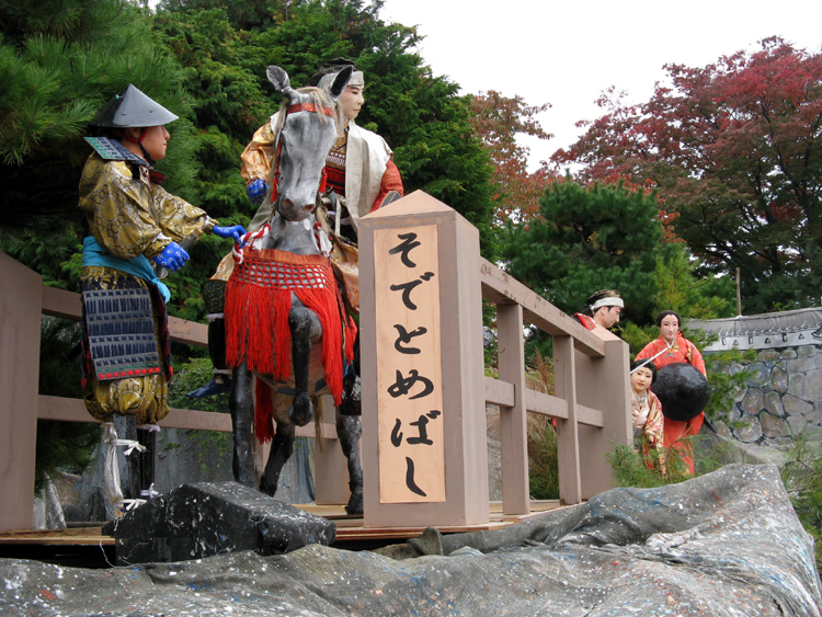 These statues tell a historic tale.