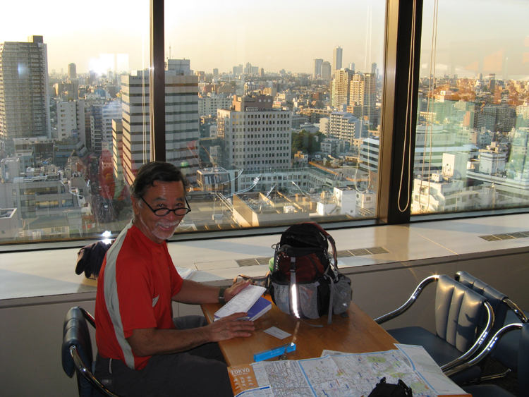 We arrived at the Shinjuku Station (Tokyo) & caught the subway to our YH located on the 18th & 19th floors of a highrise.