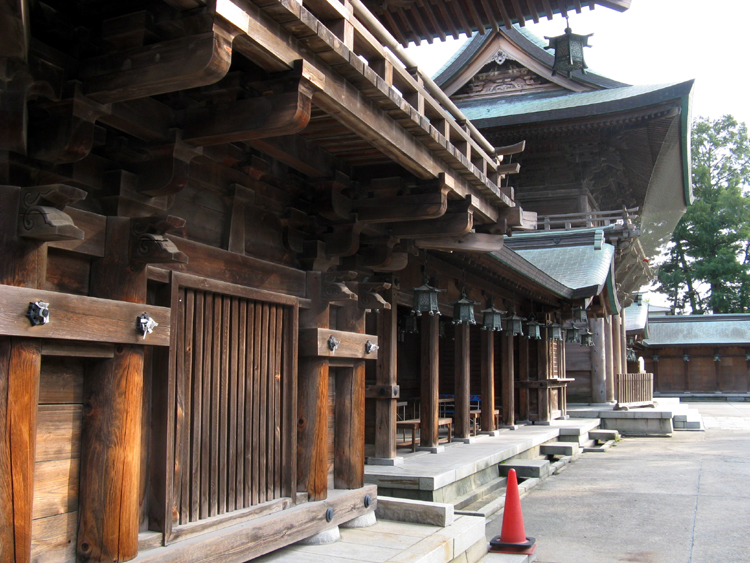 Hakusan Shrine within Hakusan Park.