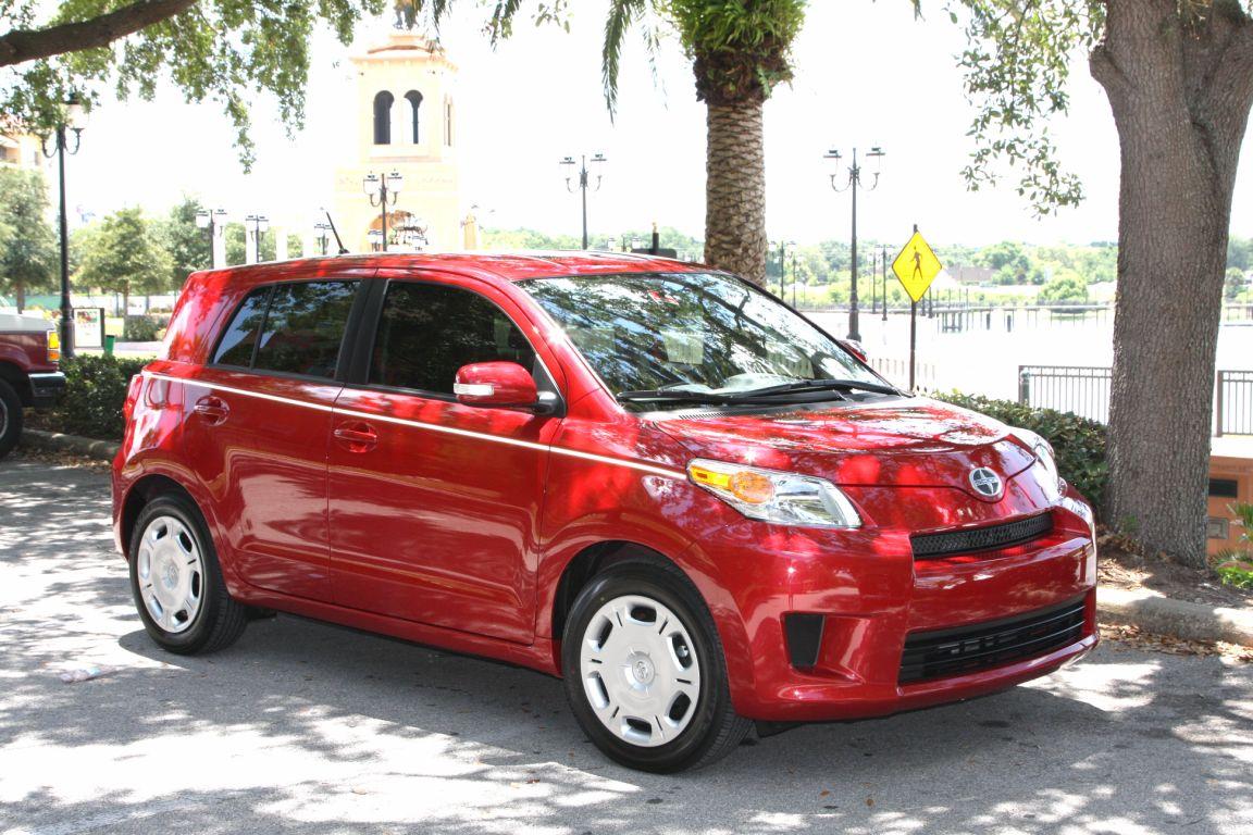 Scion xD