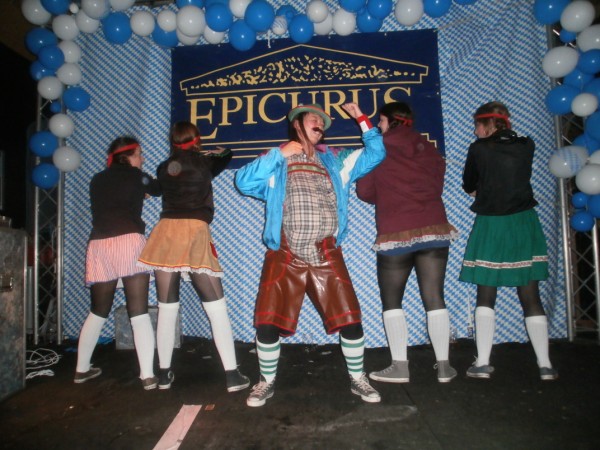 PB030205.jpg