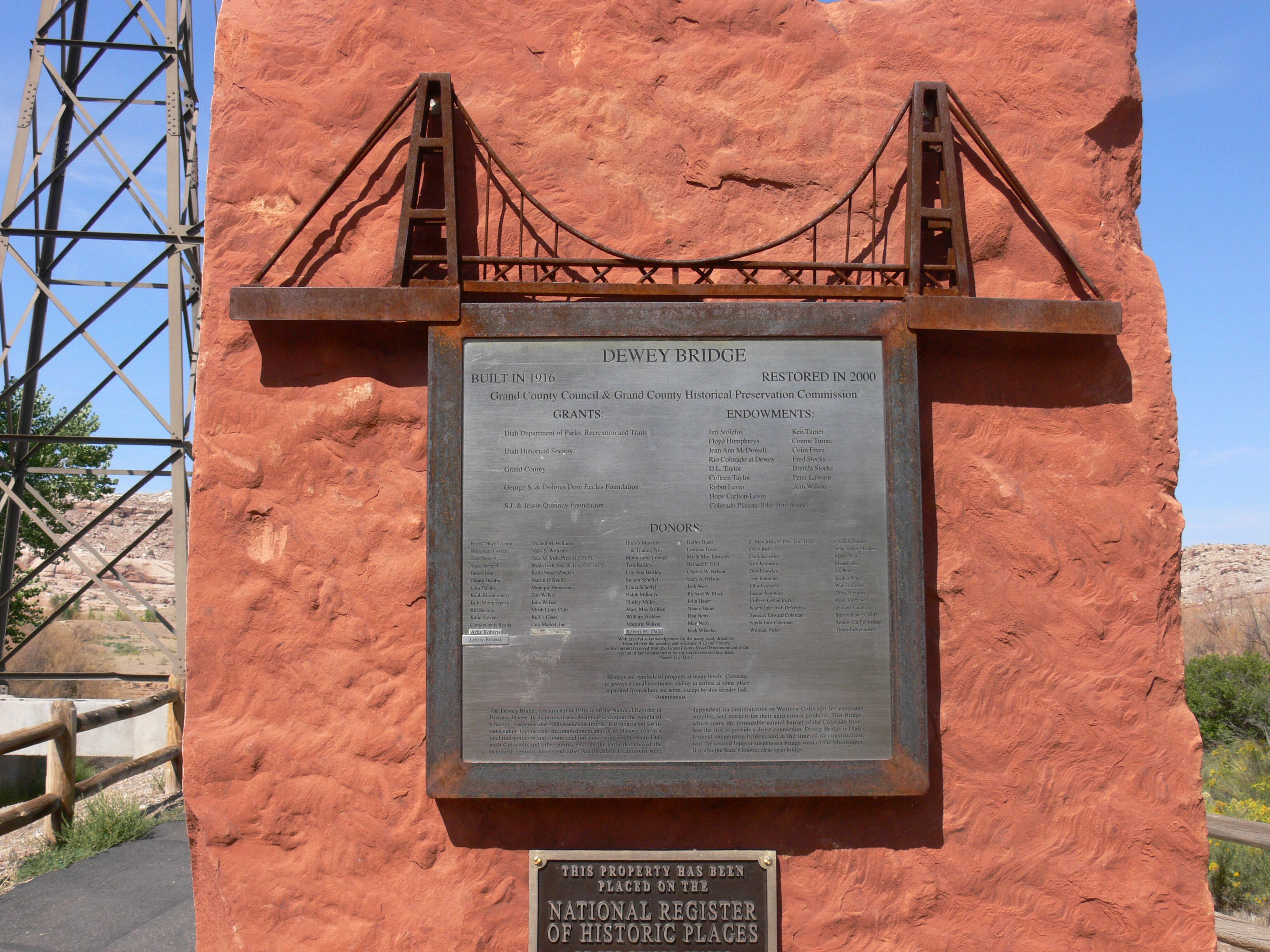 Marker at Dewey Bridge