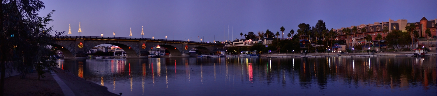 London Bridge Ready for Christmas