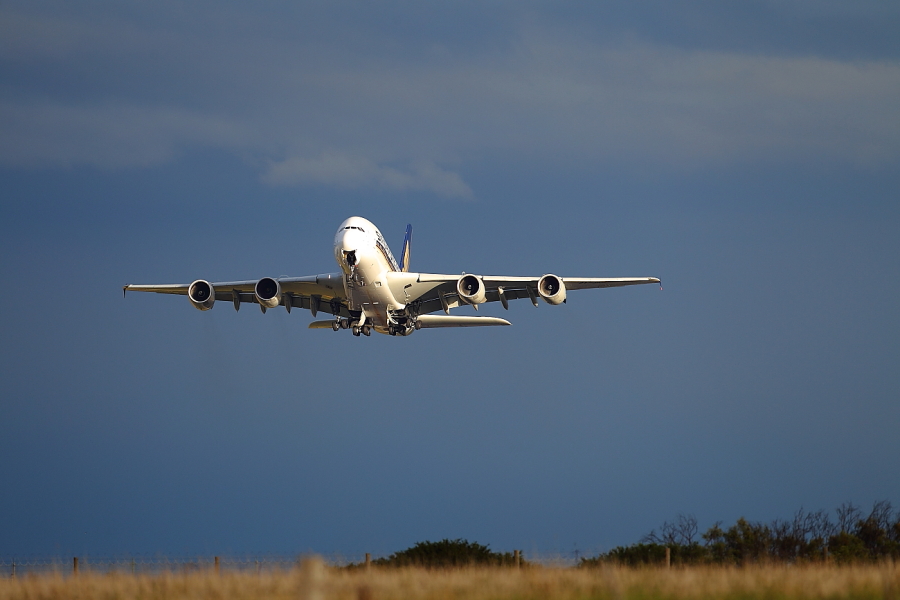 Singapore Airlines A380-814
