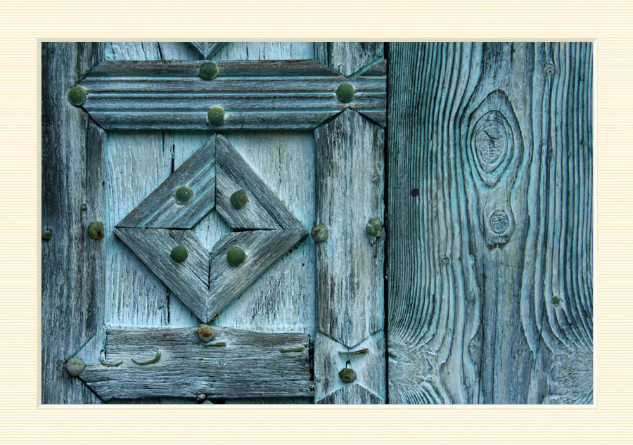 Porte bleue
