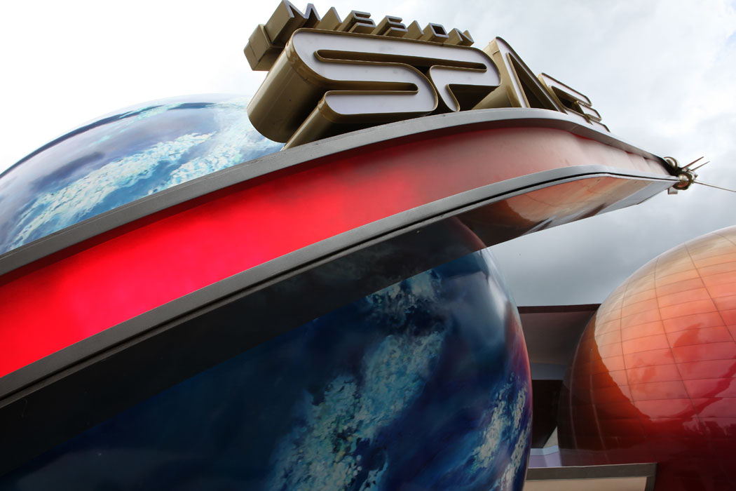disney_d8_033.jpg