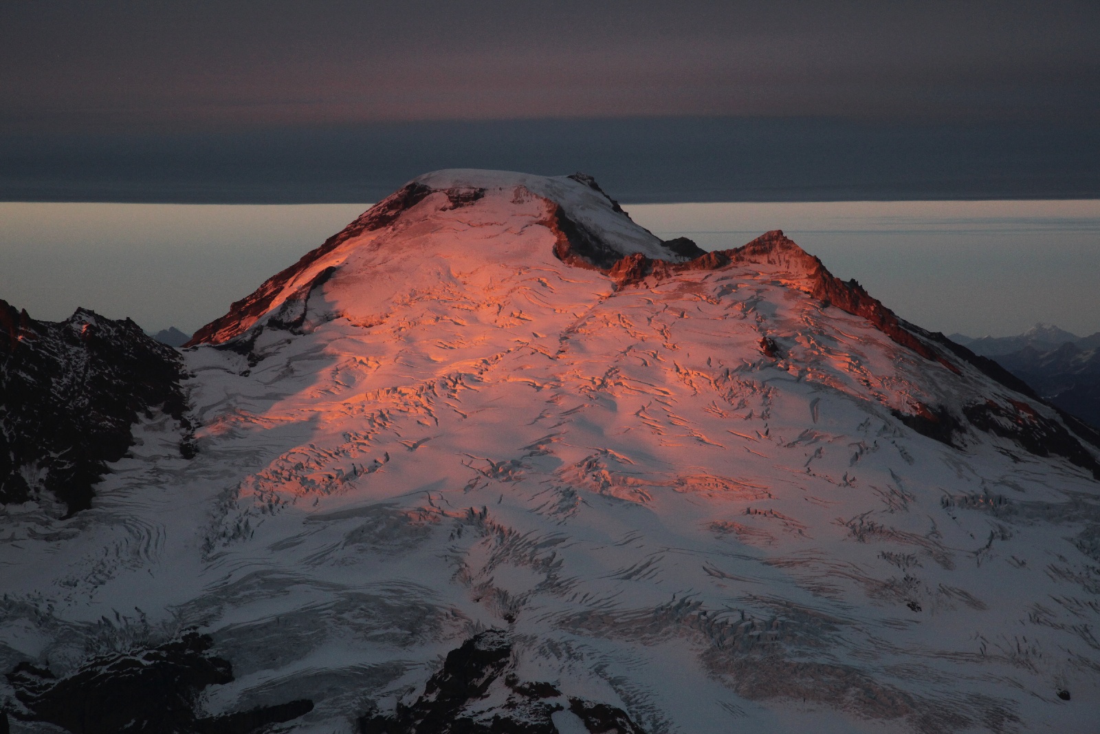 Alpenglow Reflected On Cloudcap <br> (MtBaker100909-113adj.jpg)