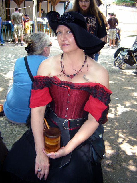Lady Vickie is enjoying the shade