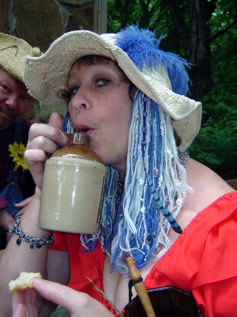Bubba Chuck blows her jug........lucky jug