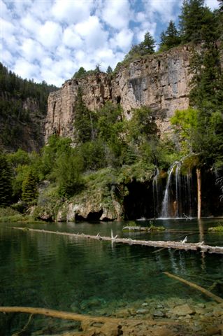 Hanging Lake cloud back ground