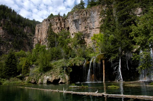 Hanging Lake with tree in Lake