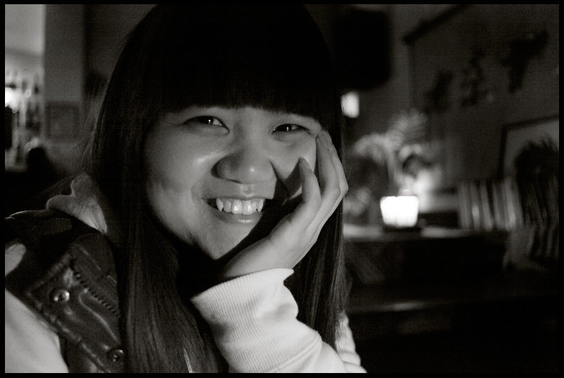 Jenni - Brown Bar, Huangjeuping