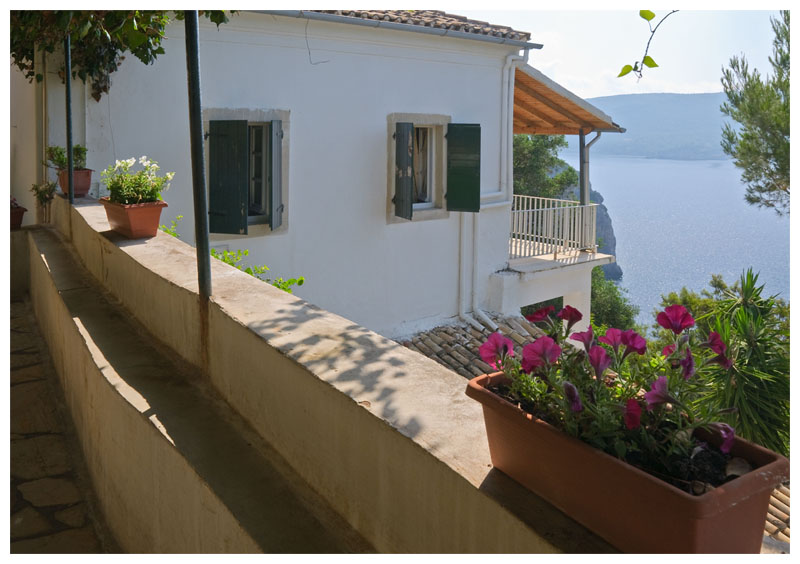 D3021061.jpg