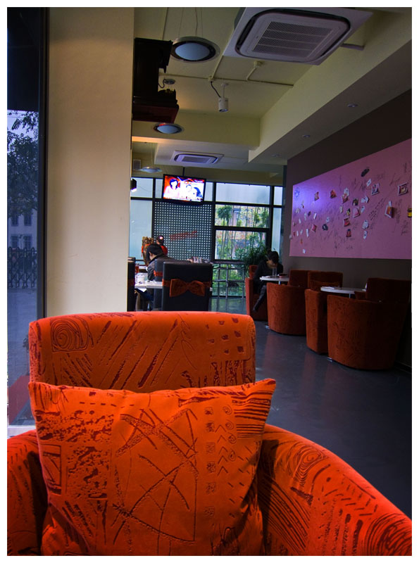 A quite coffe shop