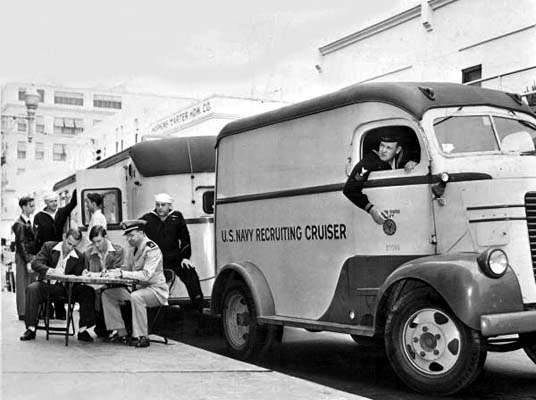 1943 - the Navy Recruiting Cruiser down the street from Hopkins-Carter Hardware Company