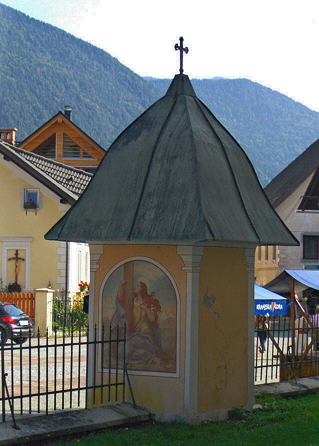 CHURCHYARD PILLAR