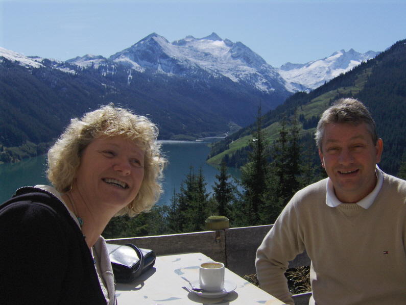 LOVELY SPOT FOR COFFEE!
