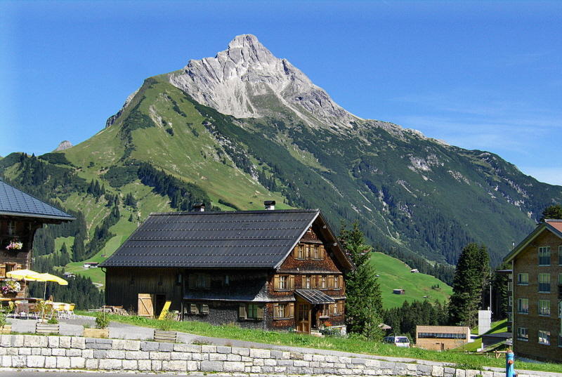 THE PRIESTS HOUSE
