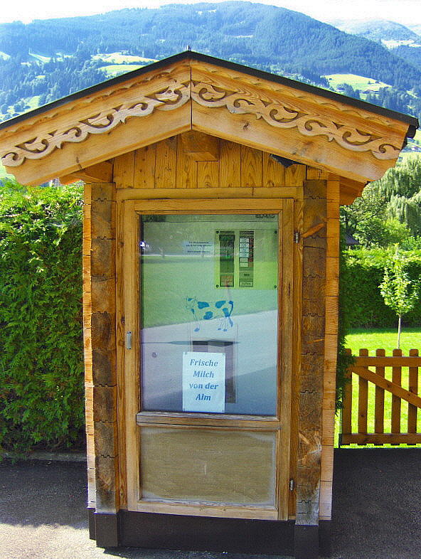 MILK VENDING MACHINE