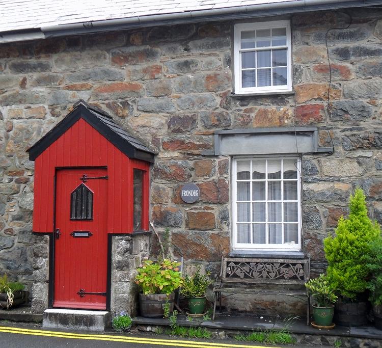 OLD MINERS COTTAGE