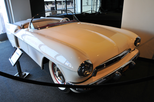 1955 Cobra Motorama Custom, one of two built by Wally and Harry Hansen for 1955 Motor Trend Motorama