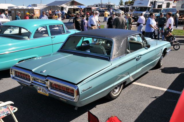 1965 Ford Thunderbird