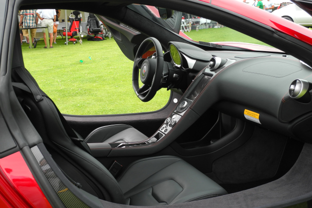 2012 McLaren MP4-12C (3729)