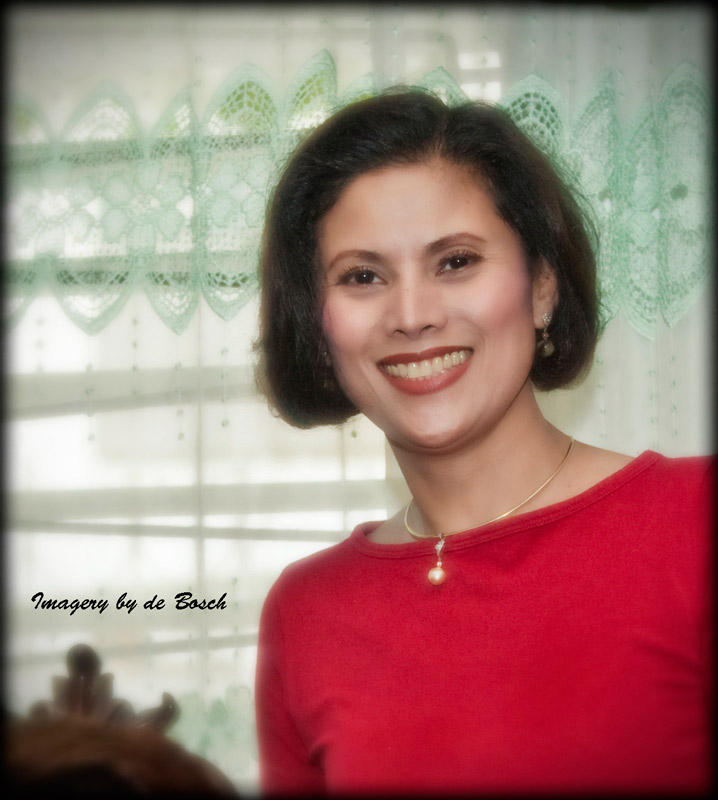 My lovely cousin... a true Filipina beauty...