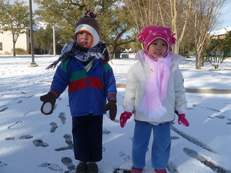 雪地上的足跡