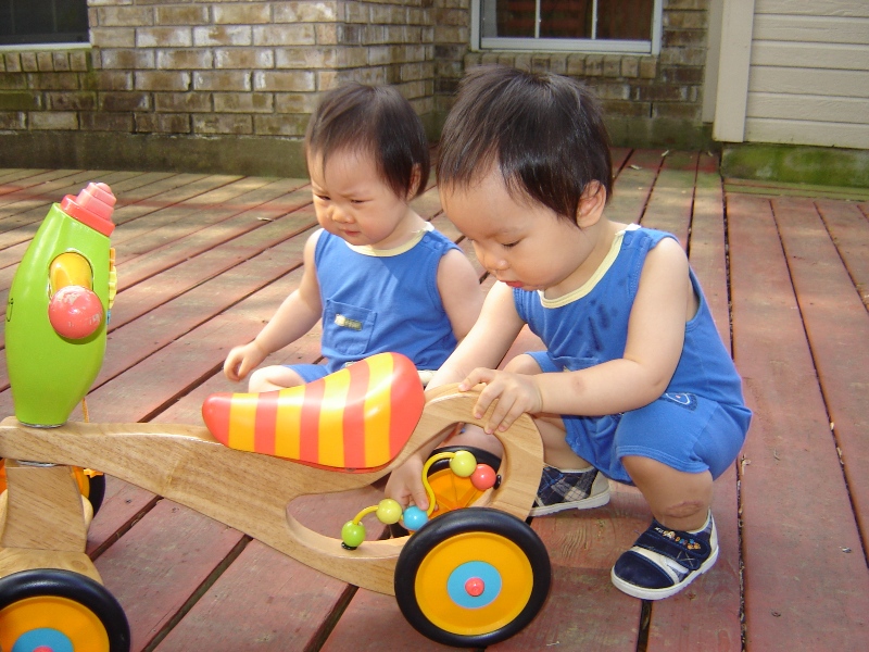 搶三輪車