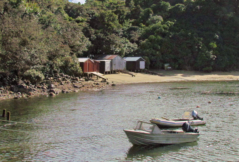 Boat Sheds on Golden Bay (0805X)