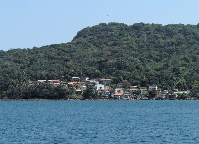 Village on Isla Otoque (1643X)