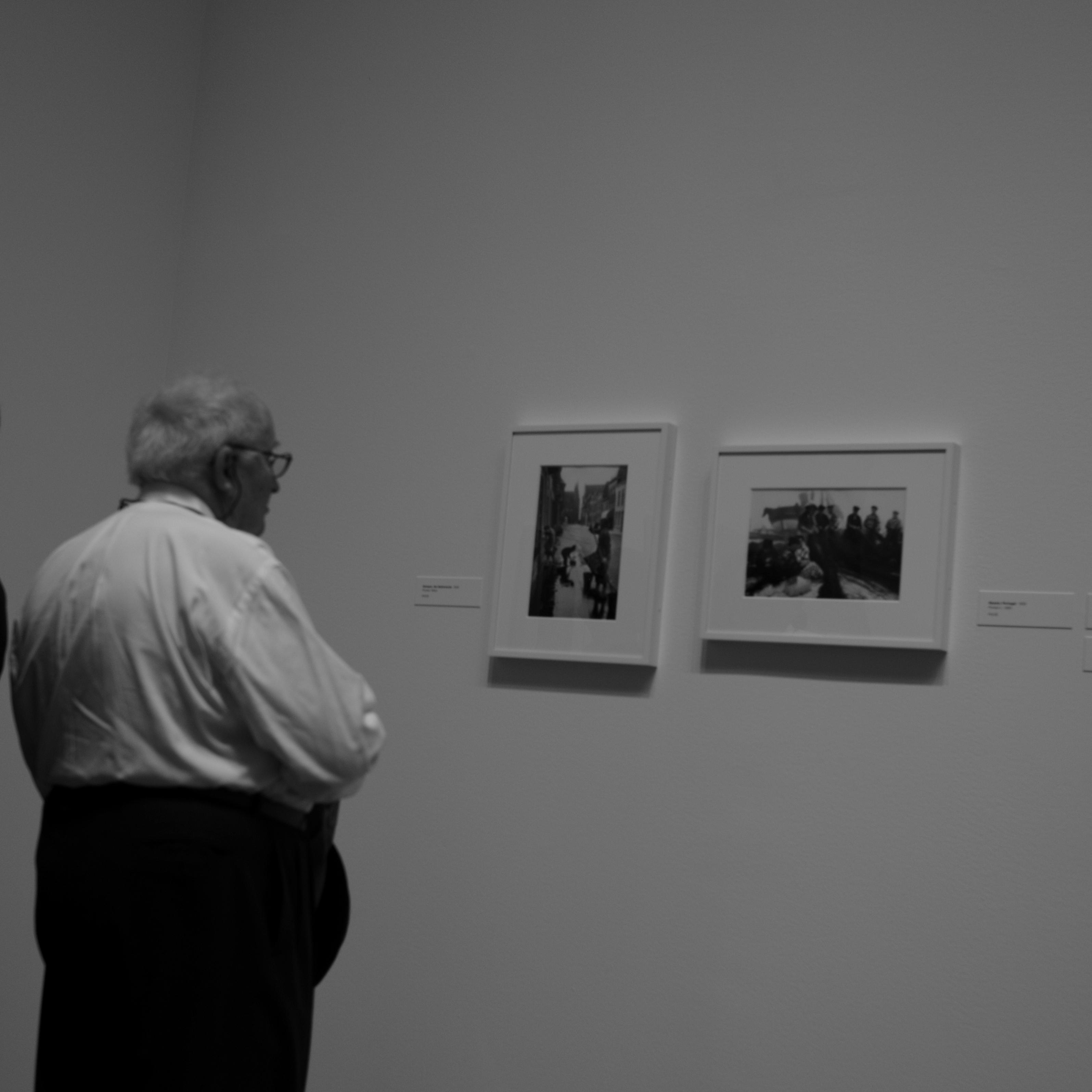 Cartier-Bresson Looking at the Street