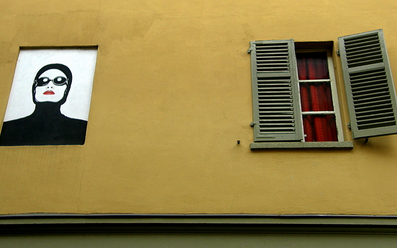 Faces painted on the walls