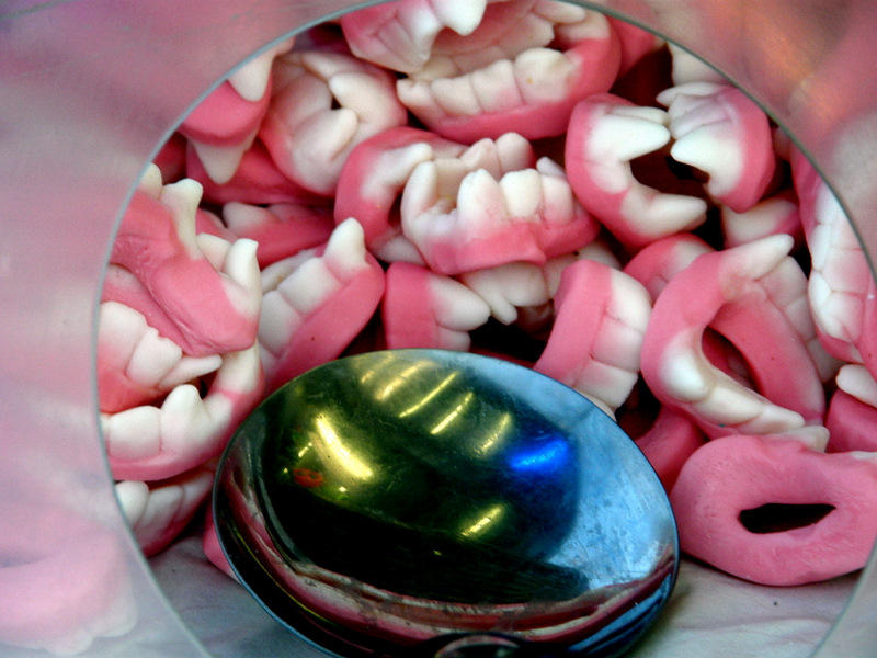 Candies - Dentures