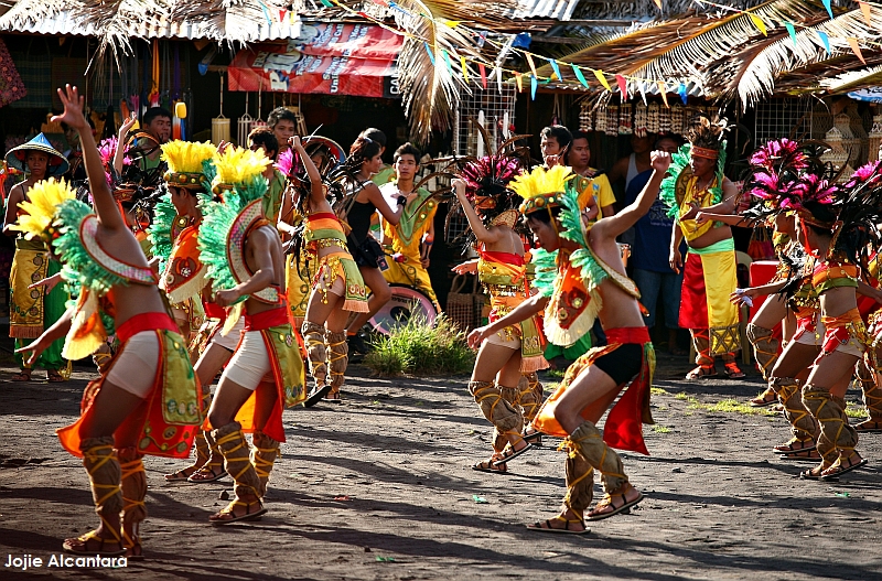 Ibalong Festival performers in Cagsawa Ruins