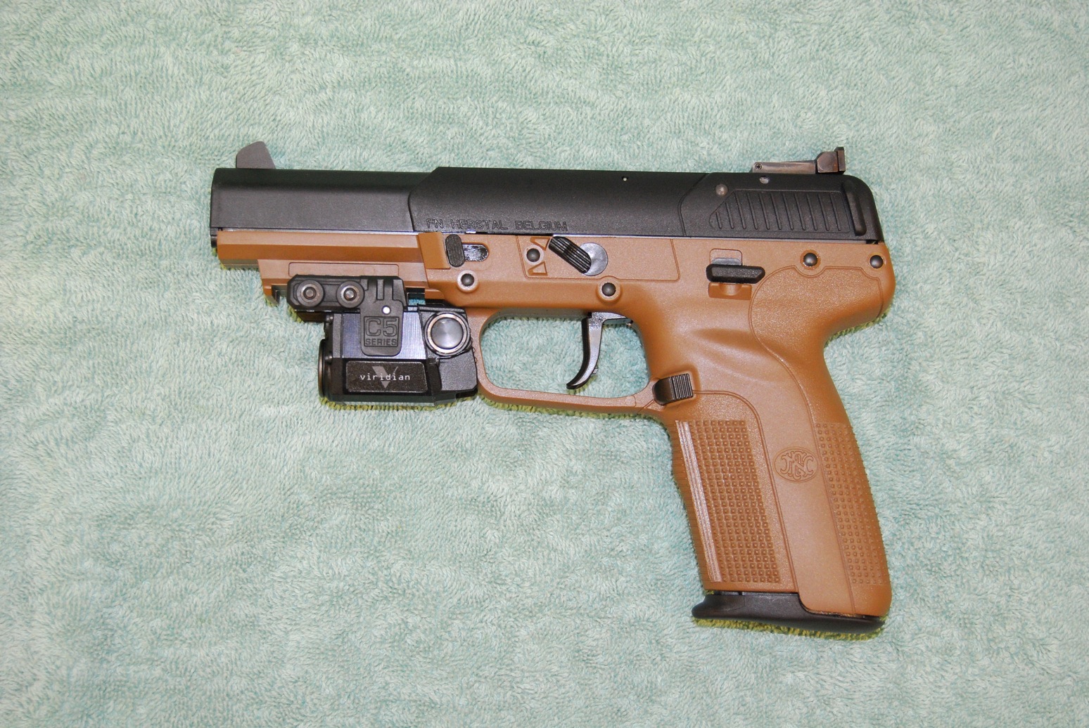 Fabrique Nationale Five-seveN (B)