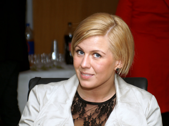 Bára
