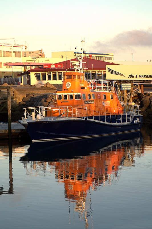 Rescue boat in the very early sun