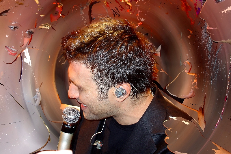 Ploutarhos - A Greek popular singer.