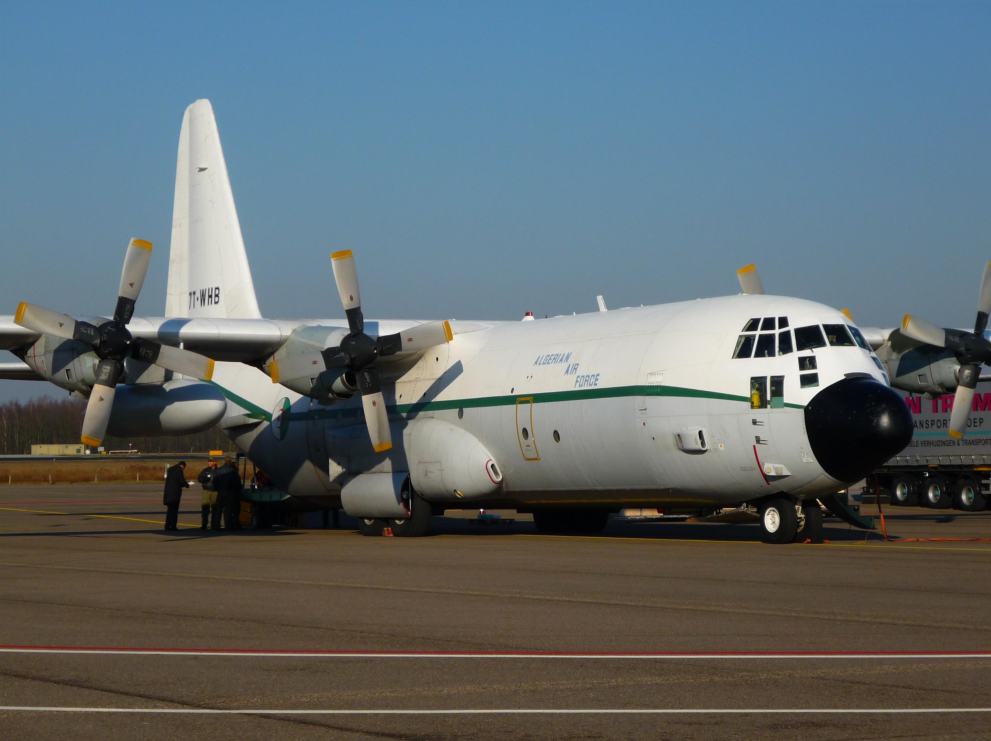 C-130H-30 5224/7T-WHB