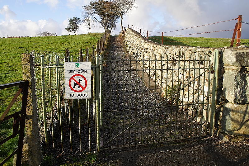 Bryn y Gofeb Memorial Park