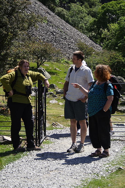 Valmai, John and Carys